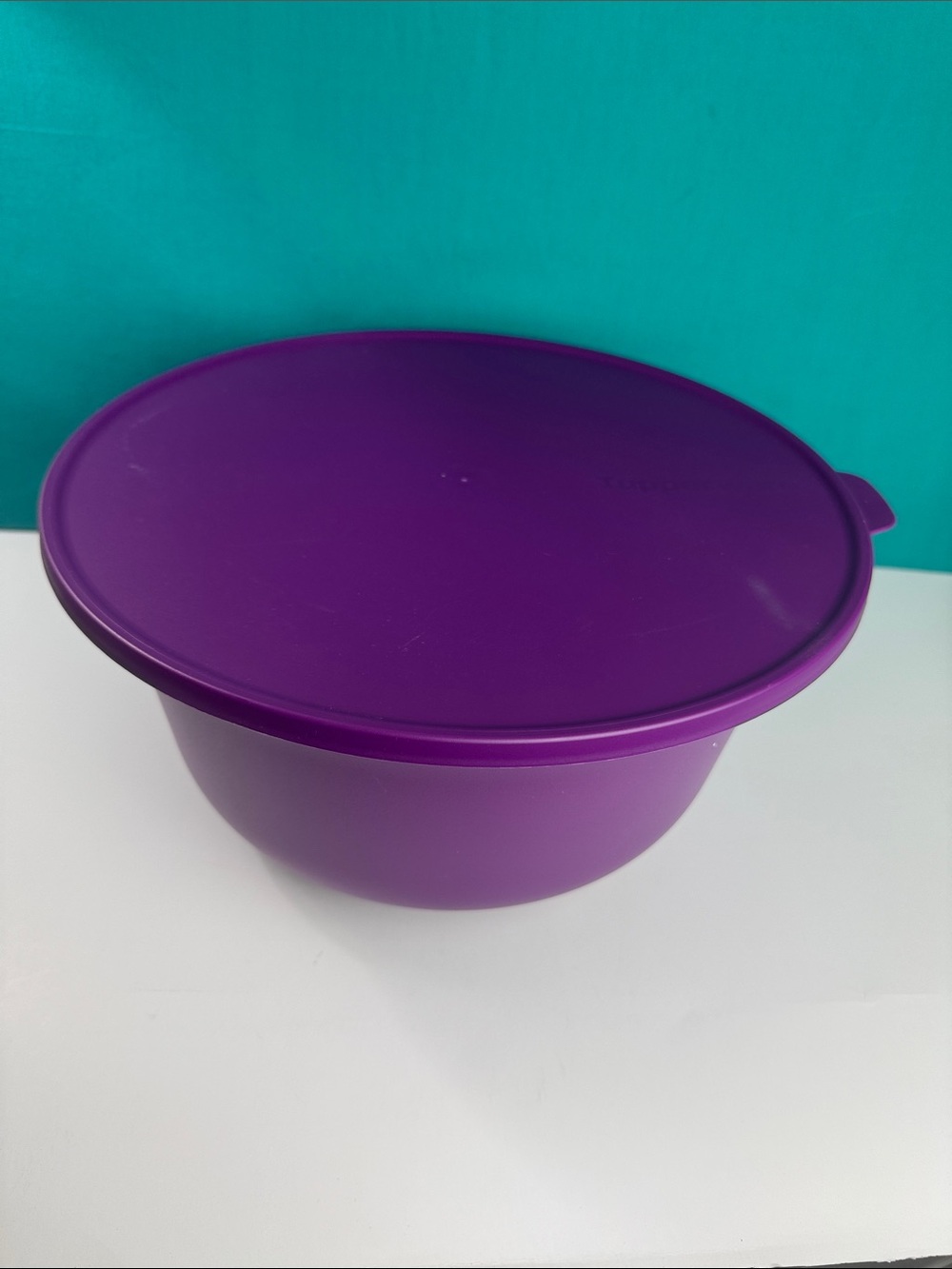 Tupperware Aloha Bowl 32 Cup 7.5L Eggplant Purple With Seal New